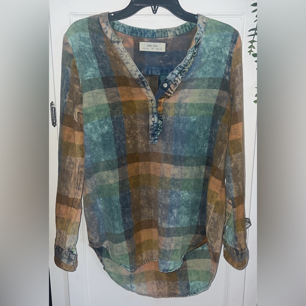 Stylish Plaid Button-Down Shirt in Blue and Brown orange tones